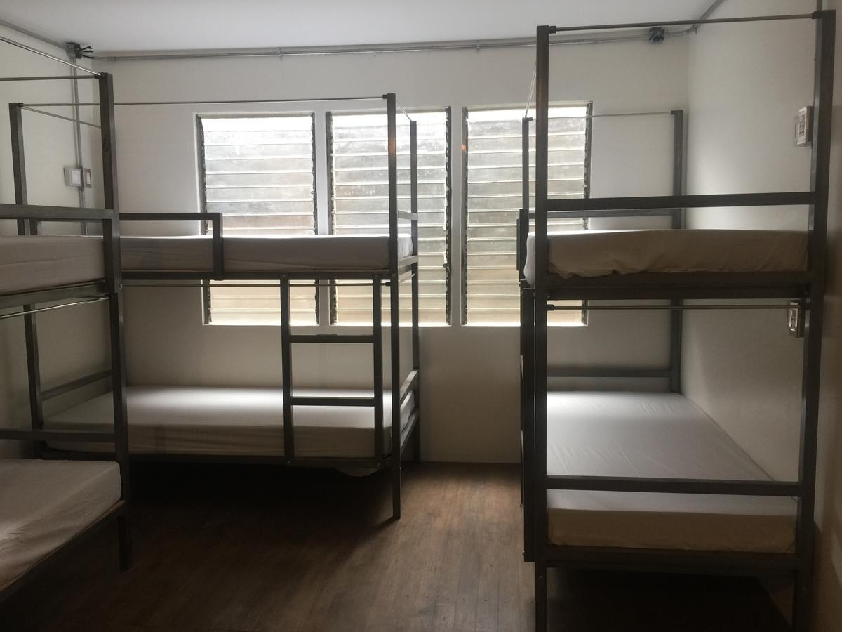The Hub District Hostel And Dorm Makati City Luaran gambar